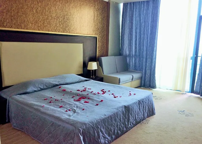 Hotel Primorsko Del Sol 4*