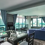 Hotel Del Sol