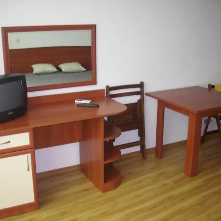 普里莫尔斯科太阳酒店 酒店